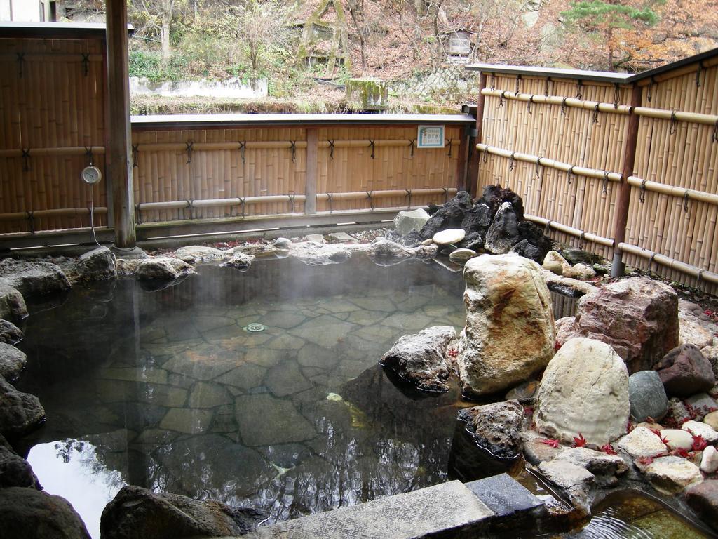 ホテル 旬樹庵　いづみや 福島市 エクステリア 写真